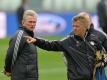 Jupp Heynckes (l) setzt auf Co-Trainer Peter Hermann. Foto: Andreas Gebert