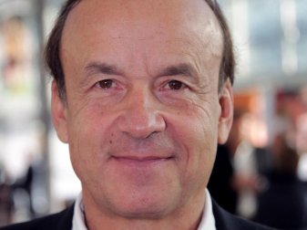 Gernot Rohr hat sich mit Nigeria für die WM 2018 qualifiziert. Foto: Jens Wolf Gernot Rohr hat sich mit Nigeria für die WM 2018 qualifiziert. Foto: Jens Wolf