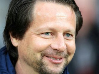 Schöttels erste Aufgabe: Die Suche eines neuen Trainers Schöttels erste Aufgabe: Die Suche eines neuen Trainers