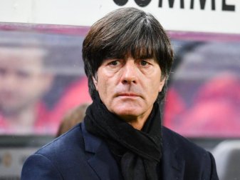 Joachim Löw fordert von seinen Spielern den totalen Fokus auf die WM. Foto: Uwe Anspach Joachim Löw fordert von seinen Spielern den totalen Fokus auf die WM. Foto: Uwe Anspach