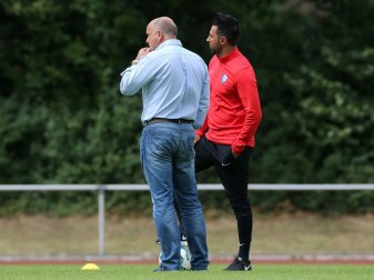 Hochstätter habe sich in Trainer Atalan (v.l.) getäuscht Hochstätter habe sich in Trainer Atalan (v.l.) getäuscht