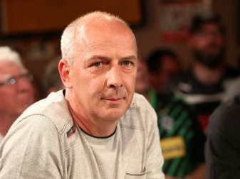 Basler ist als Coach von Rot-Weiß Frankfurt im Gespräch Basler ist als Coach von Rot-Weiß Frankfurt im Gespräch