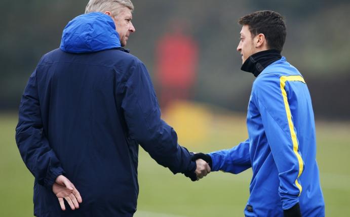 Wenger spricht über einen möglichen Wechsel von Özil 