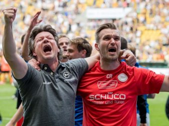 Erfolgreiches Duo in Bielefeld: Trainer Jeff Saibene (l) und Co-Trainer Carsten Rump. Foto: Thomas Eisenhuth Erfolgreiches Duo in Bielefeld: Trainer Jeff Saibene (l) und Co-Trainer Carsten Rump. Foto: Thomas Eisenhuth