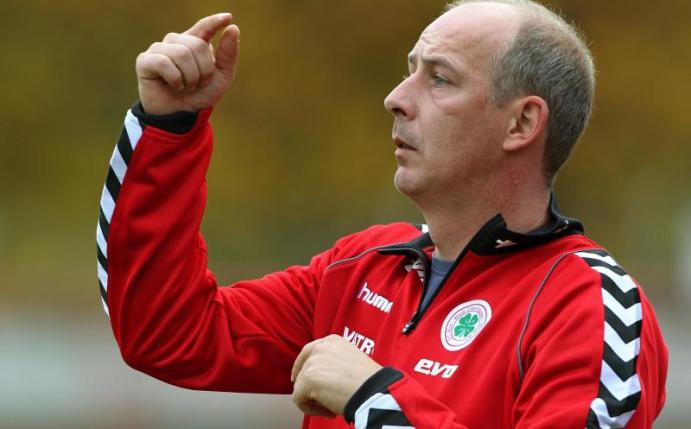 Mario Basler erhält bei Rot-Weiss Frankfurt einen Vertrag bis zum 9. Dezember. Foto: Roland Weihrauch
