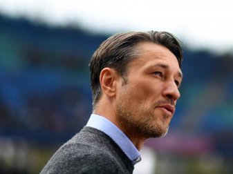 Frankfurt-Coach Niko Kovac reist stark ersatzgeschwächt mit seinem Team nach Hannover. Foto: Hendrik Schmidt Frankfurt-Coach Niko Kovac reist stark ersatzgeschwächt mit seinem Team nach Hannover. Foto: Hendrik Schmidt