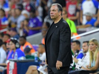 Bruce Arena hört nach der gescheiterten WM-Qualifikation als US-Trainer auf. Foto: Scott A. Miller
