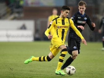 Sebastian Schonlau (re.) verlängert bei Paderborn Sebastian Schonlau (re.) verlängert bei Paderborn