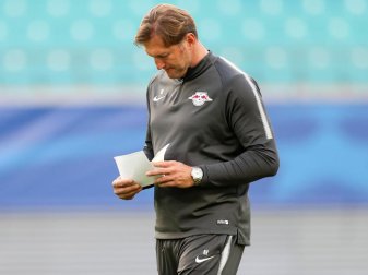 Ralph Hasenhüttl will den ersten Dreier in der Champions League holen. Foto: Jan Woitas Ralph Hasenhüttl will den ersten Dreier in der Champions League holen. Foto: Jan Woitas