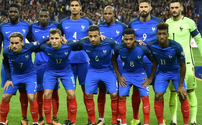 Die Franzosen spielen gegen das Team aus Wales