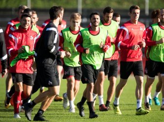 Die Spieler des 1. FC Köln beim Abschlusstraining. Foto: Marius Becker Die Spieler des 1. FC Köln beim Abschlusstraining. Foto: Marius Becker