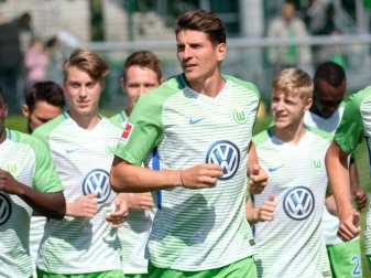 Mario Gomez trainiert wieder mit der Mannschaft. Foto: Peter Steffen