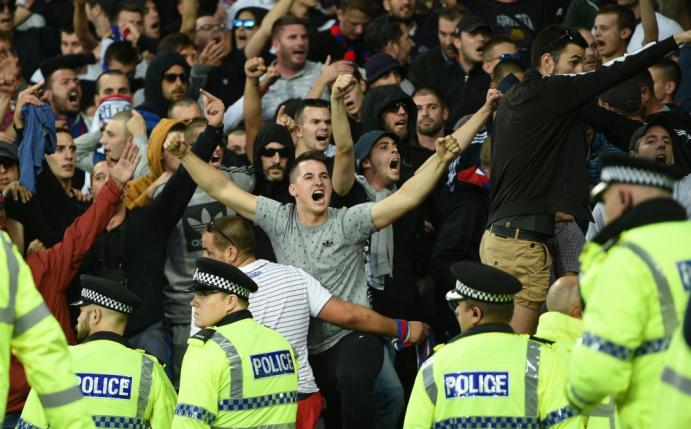 Die Polizei wird auch Fans befragen