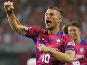 Lukas Podolski trifft für Vissel Kobe Lukas Podolski trifft für Vissel Kobe