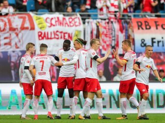 Die Leipziger Spieler wollen neben dem BVB und dem FC Bayern ein Wörtchen um die deutsche Meisterschaft mitsprechen. Foto: Jan Woitas Die Leipziger Spieler wollen neben dem BVB und dem FC Bayern ein Wörtchen um die deutsche Meisterschaft mitsprechen. Foto: Jan Woitas