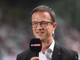 Fredi Bobic freute sich über das 2:2 seiner Frankfurter gegen Dortmund. Foto: Patrick Seeger Fredi Bobic freute sich über das 2:2 seiner Frankfurter gegen Dortmund. Foto: Patrick Seeger