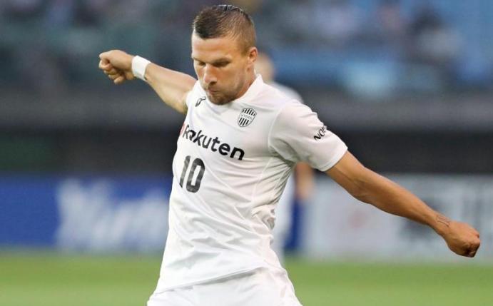 Steht mit Vissel Kobe im japanischen Pokal-Halbfinale: Weltmeister Lukas Podolski. Foto: dpa