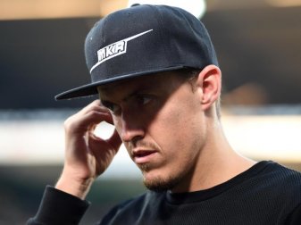 Sein Einsatz gegen Augsburg ist fraglich: Werder-Angreifer Max Kruse. Foto: Carmen Jaspersen Sein Einsatz gegen Augsburg ist fraglich: Werder-Angreifer Max Kruse. Foto: Carmen Jaspersen