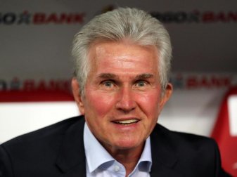 Hat nach dem Pokalsieg gegen Leipzig gut lachen: Bayern-Coach Jupp Heynckes. Foto: Jan Woitas Hat nach dem Pokalsieg gegen Leipzig gut lachen: Bayern-Coach Jupp Heynckes. Foto: Jan Woitas