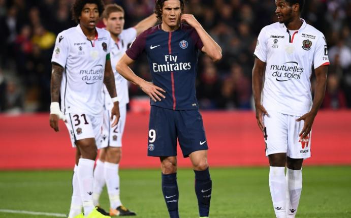 Doppelpack Cavani (M.) - Dante (l.) mit Eigentor 