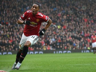Anthony Martial schießt United zum Sieg gegen die Spurs Anthony Martial schießt United zum Sieg gegen die Spurs
