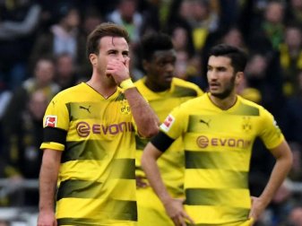 Borussia Dortmund verliert 2:4 in Hannover. Foto: Peter Steffen Borussia Dortmund verliert 2:4 in Hannover. Foto: Peter Steffen