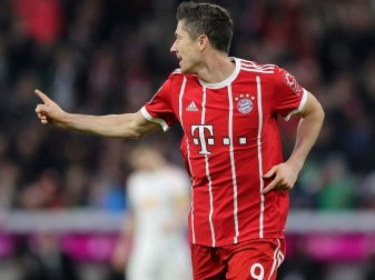 Lewandowski erzielte den zweiten Treffer der Bayern Lewandowski erzielte den zweiten Treffer der Bayern