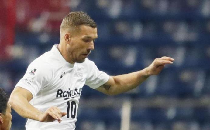 Lukas Podolski muss wegen einer Gelbsperre für Vissel Kobe pausieren. Foto: kyodo