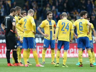 Wieder nicht gewonnen: Eintracht spielt 1:1 in Dresden Wieder nicht gewonnen: Eintracht spielt 1:1 in Dresden