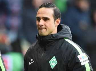 Muss bei Werder Bremen um seinen Trainerposten bangen: Alexander Nouri. Foto: Carmen Jaspersen Muss bei Werder Bremen um seinen Trainerposten bangen: Alexander Nouri. Foto: Carmen Jaspersen