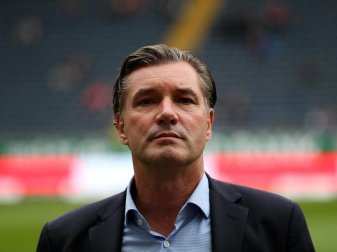 BVB-Sportdirektor Michael Zorc glaubt nicht mehr an ein Weiterkommen in der Champions Leaague. Foto: Hasan Bratic BVB-Sportdirektor Michael Zorc glaubt nicht mehr an ein Weiterkommen in der Champions Leaague. Foto: Hasan Bratic