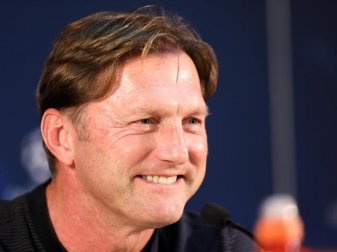 Will in Porto mit seinem Team einen großen Schritt Richtung k.o.-Phase machen: Ralph Hasenhüttl. Foto: Jan Woitas Will in Porto mit seinem Team einen großen Schritt Richtung k.o.-Phase machen: Ralph Hasenhüttl. Foto: Jan Woitas