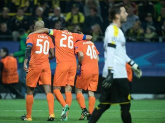 Wieder kein Sieg: Der BVB spielt nur 1:1 gegen APOEL Nikosia. Foto: Bernd Thissen Wieder kein Sieg: Der BVB spielt nur 1:1 gegen APOEL Nikosia. Foto: Bernd Thissen
