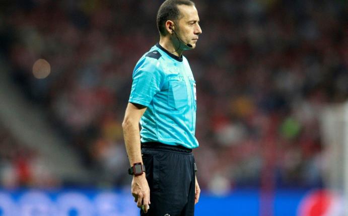 Cakir pfeift das DFB-Länderspiel gegen Frankreich