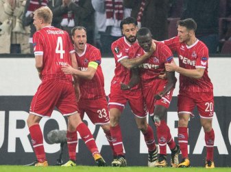 Köln feiert den ersten Sieg in der Europa League. Foto: Marius Becker Köln feiert den ersten Sieg in der Europa League. Foto: Marius Becker