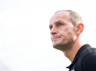Hat mit Leverkusen die Europapokal-Plätze im Visier: Bayern-Coach Heiko Herrlich. Foto: Marius Becker Hat mit Leverkusen die Europapokal-Plätze im Visier: Bayern-Coach Heiko Herrlich. Foto: Marius Becker