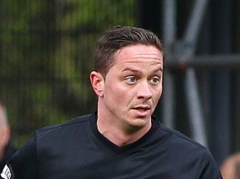 Schwere Gesichtsverletzung bei Christian Müller Schwere Gesichtsverletzung bei Christian Müller