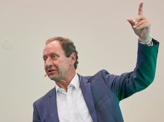 Hellmut Krug weist Vorwurf von Schalke zurück Hellmut Krug weist Vorwurf von Schalke zurück