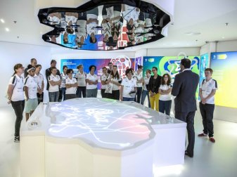 Deutsche Fußballerinnen treffen auf ein katarisches Team