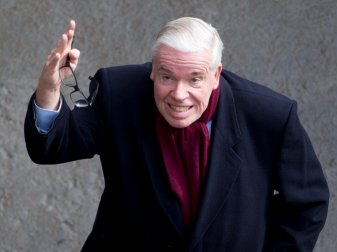 Klaus-Michael Kühne hat sich in den Wahlkampf um den HSV-Aufsichtsrat eingeschaltet. Foto (2015): Axel Heimken Foto: Axel Heimken