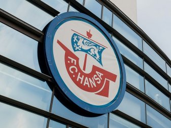 Thiele ersetzt Schneider als Hansa-Sportdirektor Thiele ersetzt Schneider als Hansa-Sportdirektor