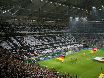 Deutschland verlor im EM-Halbfinale gegen die Franzosen Deutschland verlor im EM-Halbfinale gegen die Franzosen