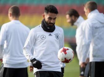 Ilkay Gündogan spricht sich für eine Gehaltsobergrenze bei jungen Fußball-Profis aus. Foto: Soeren Stache Ilkay Gündogan spricht sich für eine Gehaltsobergrenze bei jungen Fußball-Profis aus. Foto: Soeren Stache