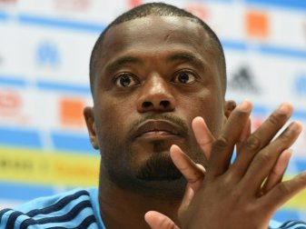 UEFA sperrt Patrice Evra bis zum 30. Juni 2018