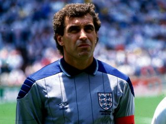 Peter Shilton ist seinen Rekord nach 20 Jahren los Peter Shilton ist seinen Rekord nach 20 Jahren los