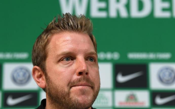 Werder Bremens Trainer Florian Kohfeldt macht eine Sieg-Ansage für das Spiel gegen Hannover 96. Foto: Carmen Jaspersen