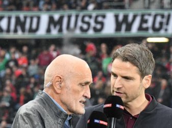 Vereinspräsident Martin Kind (l) steht nicht nur bei den Fans in der Kritik. Foto: Peter Steffen Vereinspräsident Martin Kind (l) steht nicht nur bei den Fans in der Kritik. Foto: Peter Steffen