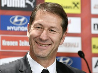 Franco Foda sichert sich den ersten Sieg im ersten Spiel Franco Foda sichert sich den ersten Sieg im ersten Spiel