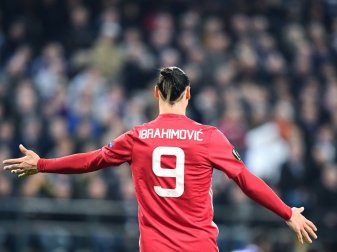 Zlatan Ibrahimovic hat sein Comeback für United gefeiert Zlatan Ibrahimovic hat sein Comeback für United gefeiert