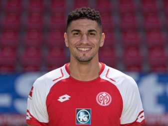 Zog sich einen Mittelhandbruch zu: Leon Balogun von Mainz 05 Foto: Thorsten Wagner Zog sich einen Mittelhandbruch zu: Leon Balogun von Mainz 05 Foto: Thorsten Wagner